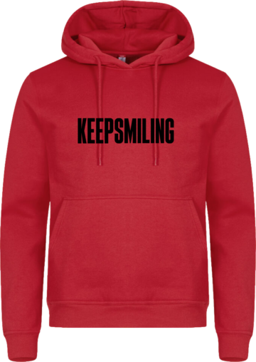 Miami Hoodie i rød med sort KEEPSMILING-print – en energisk og iøjnefaldende statement-hoodie med selvtillid og varme.