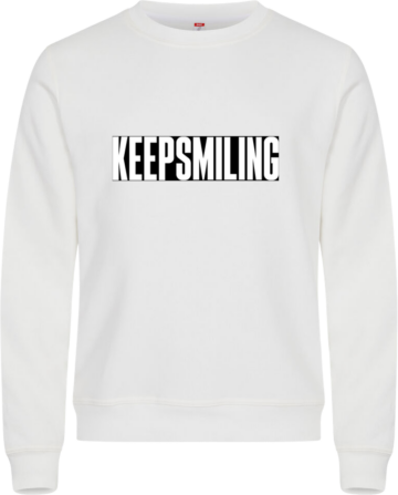 Miami Roundneck i hvid med pink “KEEPSMILING” – enkel, positiv og klar til at sprede smil.